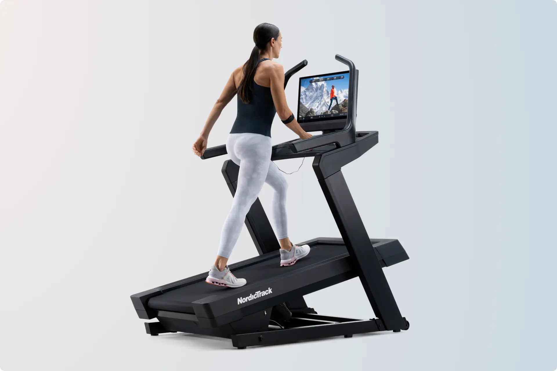 X16 treadmill 1